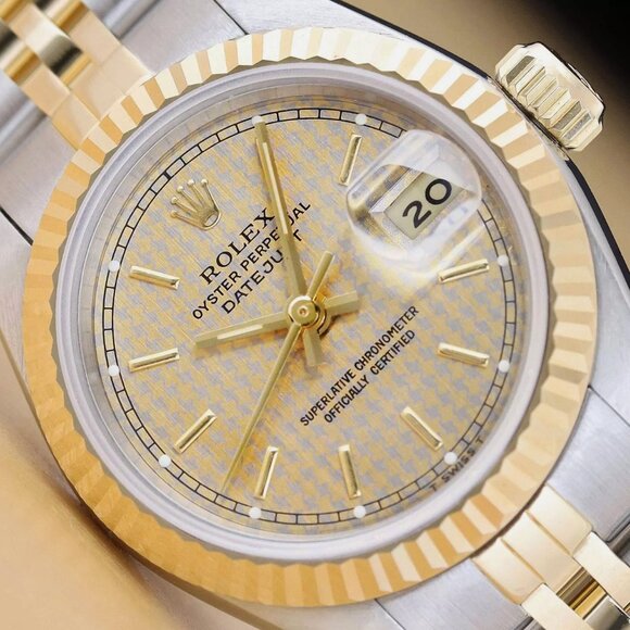 Rolex 18k Ladies Yellow Gold Watch! Mint!